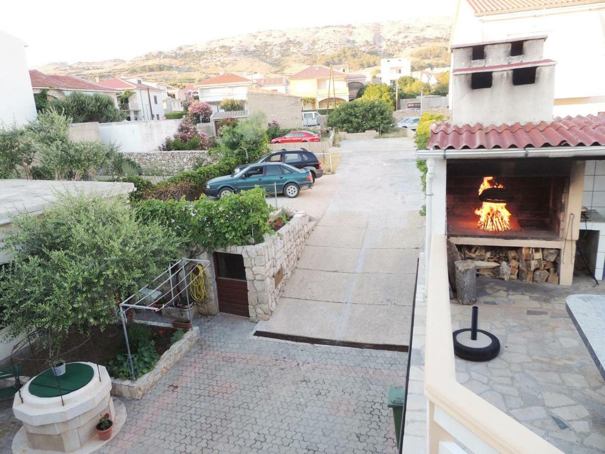 Apartments Jelena Pag Town Exterior foto